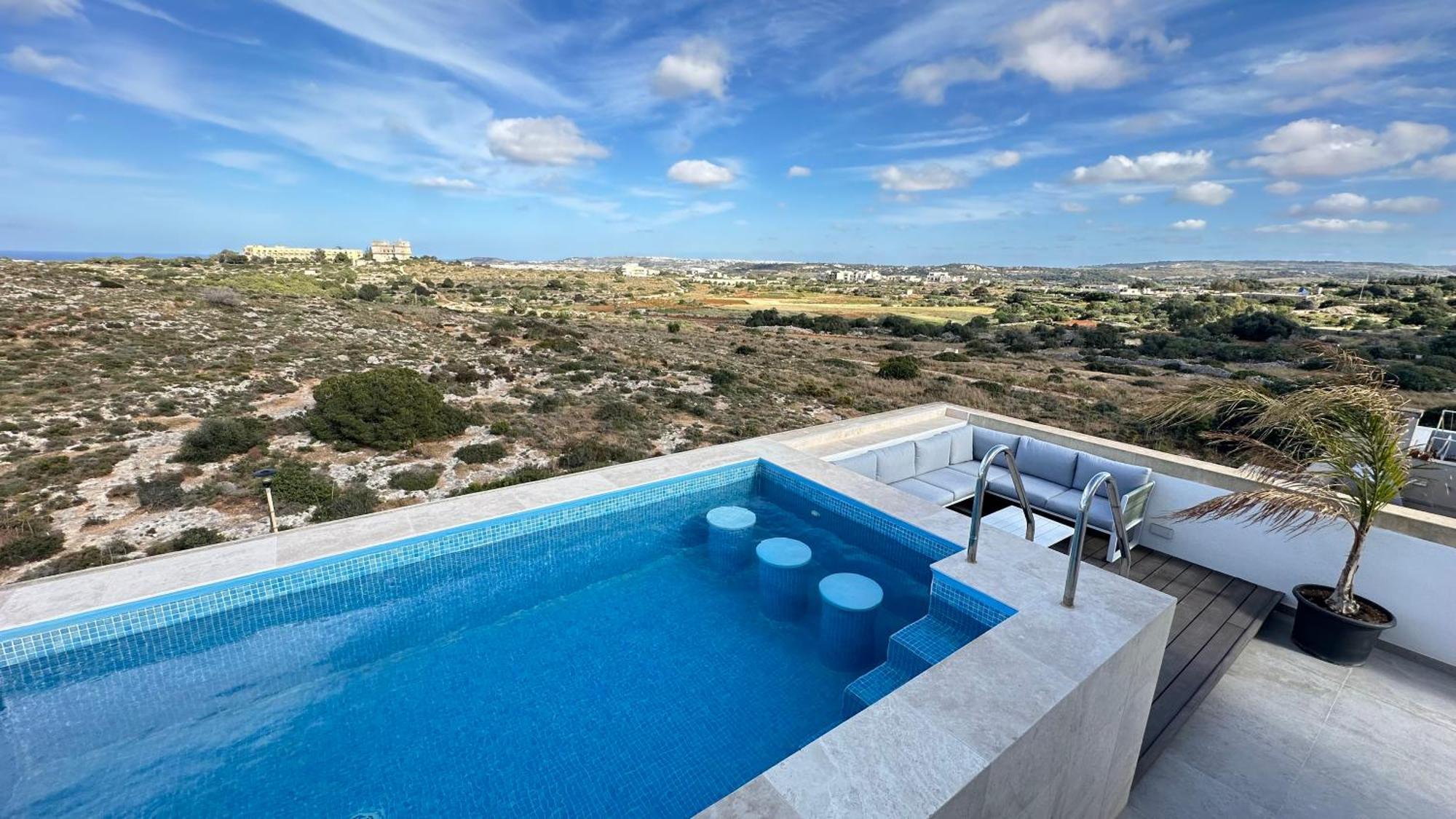 Penthouse In With Private Pool & Large Terraces Apartman
