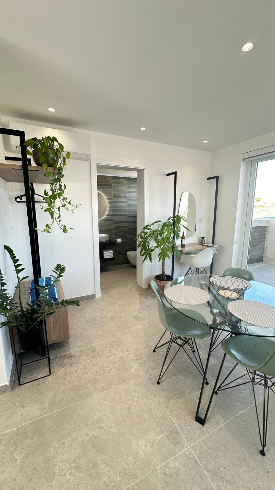Penthouse In With Private Pool & Large Terraces *