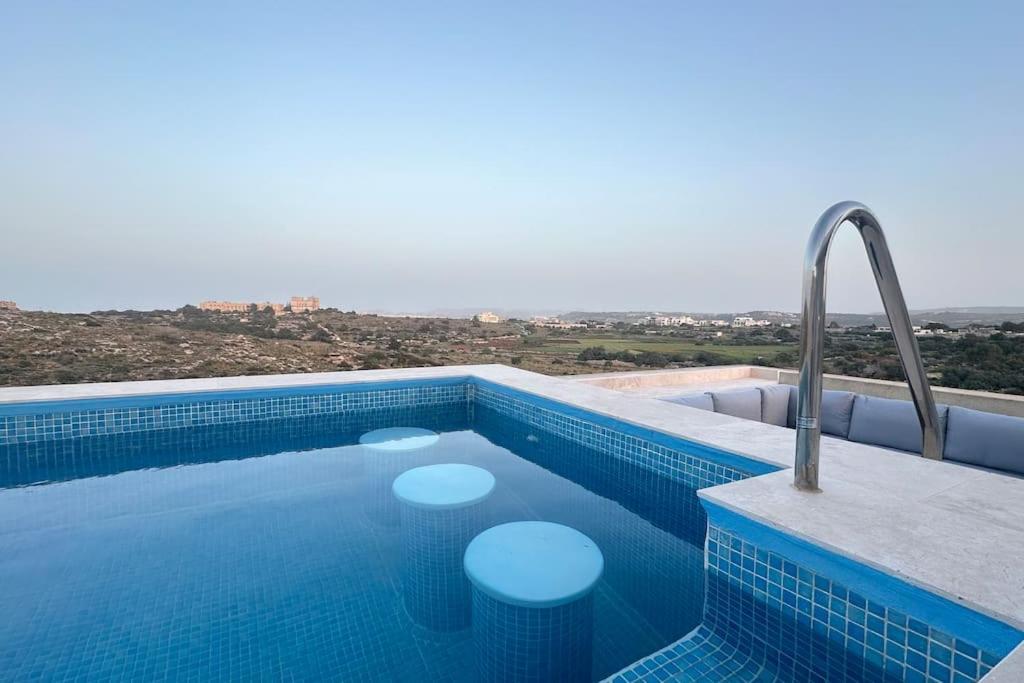 Penthouse In With Private Pool & Large Terraces * Меллиеха